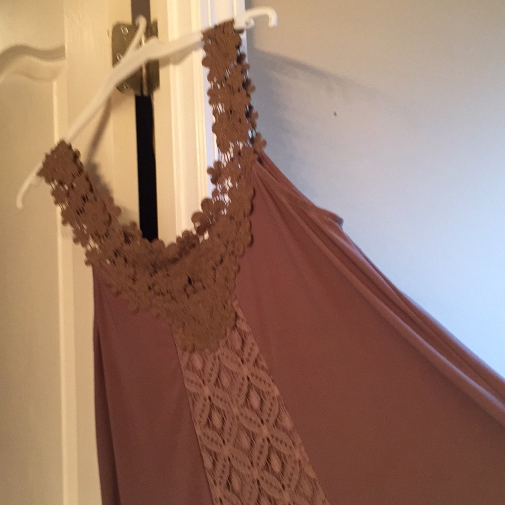 Top - Picture 2 of 4